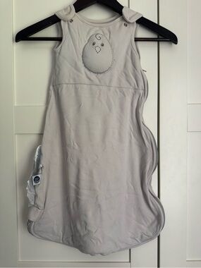 Nested Bean Sleep Sack Size Medium 6-15 Months. Grey Neutral Weighted Sleep Baby